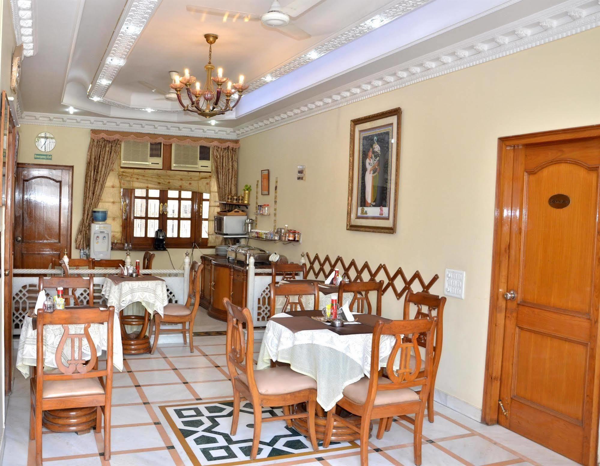 Bajaj Indian Home Stay New Delhi Eksteriør bilde