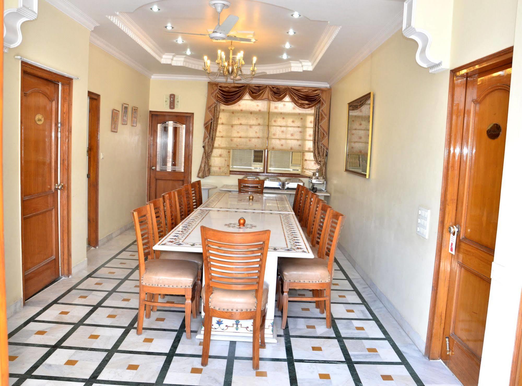 Bajaj Indian Home Stay New Delhi Eksteriør bilde